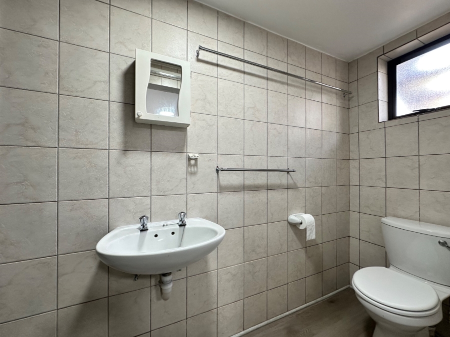 3 Bedroom Property for Sale in Twee Kuilen Western Cape
